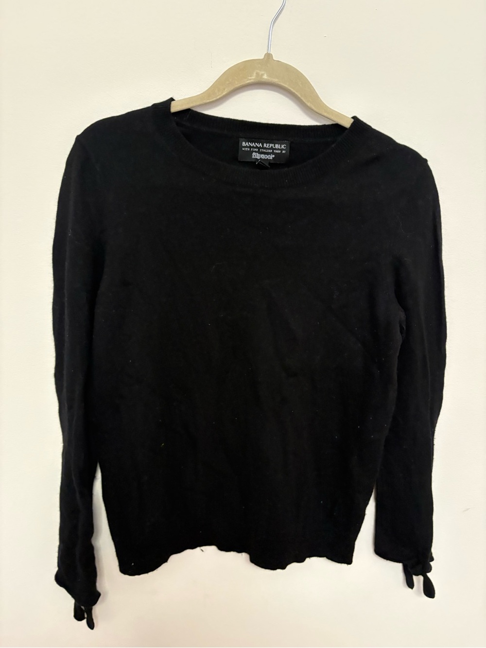Banana Republic Men's Black Crewneck Sweater with Subtle Cuff Ties